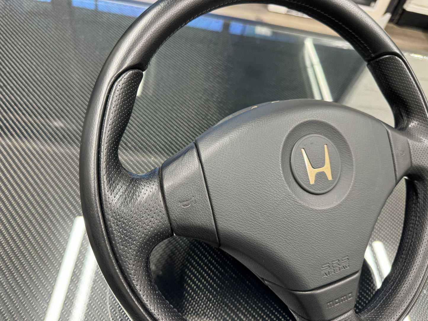 EK9 CL1 MOMO Steering Wheel Euro-R (Used)