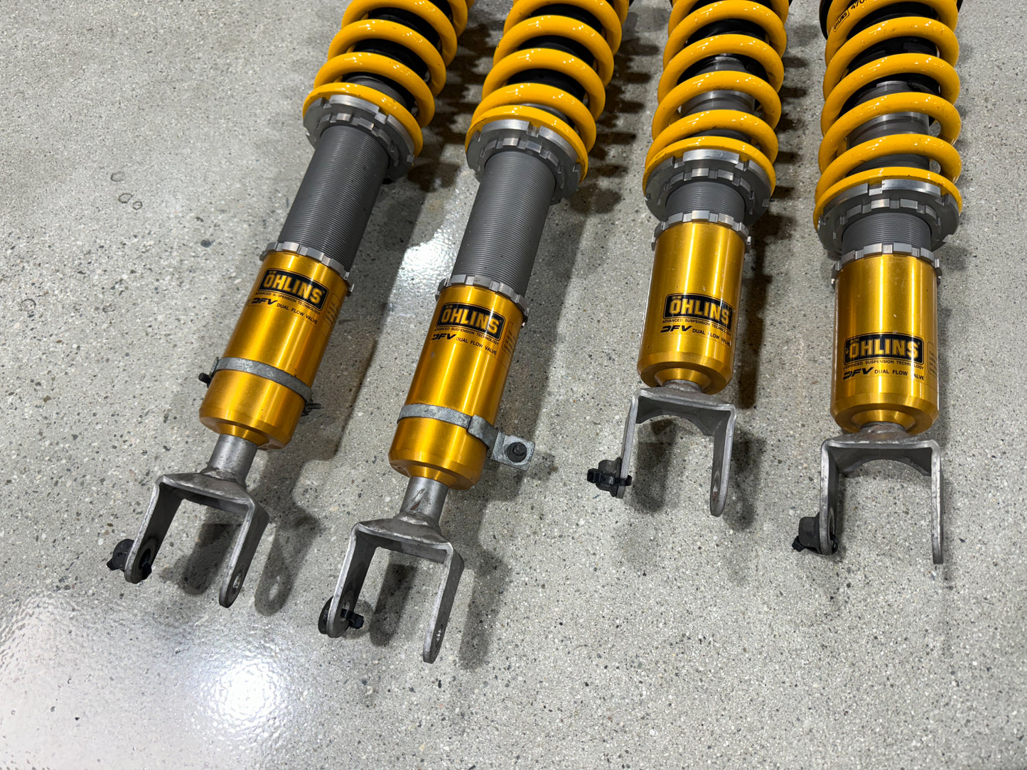 OHLINS ROAD & TRACK DFV COILOVERS (S2000)